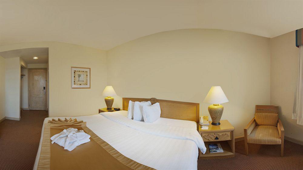 Four Points By Sheraton Santo Domingo Exterior foto